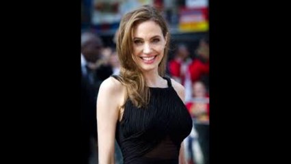 Angelina Jolie NOT Chain- Smoking Cigarettes Following  Brad Pitt Divorce