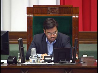 Poseł Jarosław Szlachetka - Zapytanie z dnia 16 listopada 2016 roku.