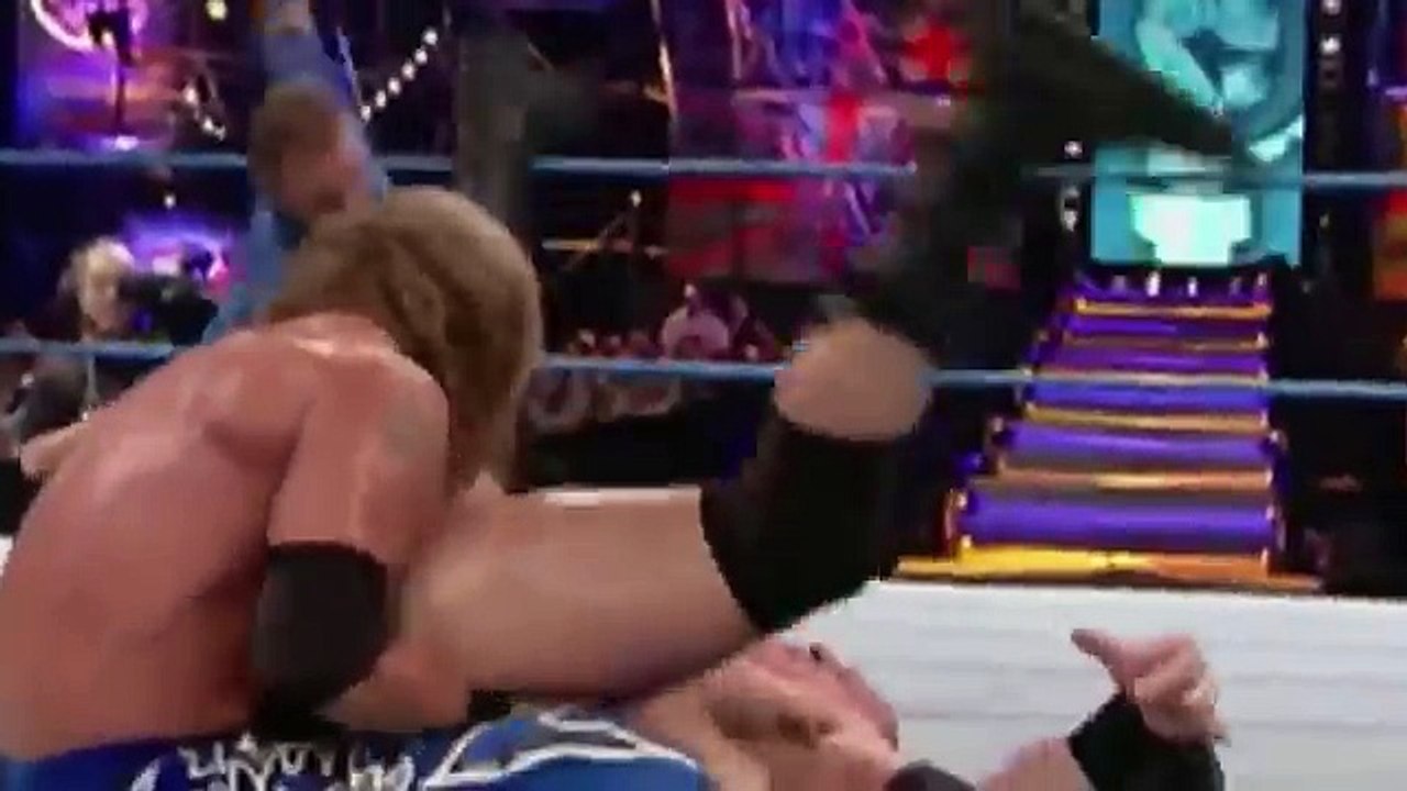 brock lesnar and paul heyman vs edge in a handicap match(egde pins down brock lesnar)hd