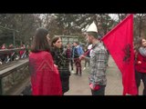 Shqiptarët në Maqedoni shënojnë Ditën e Flamurit
