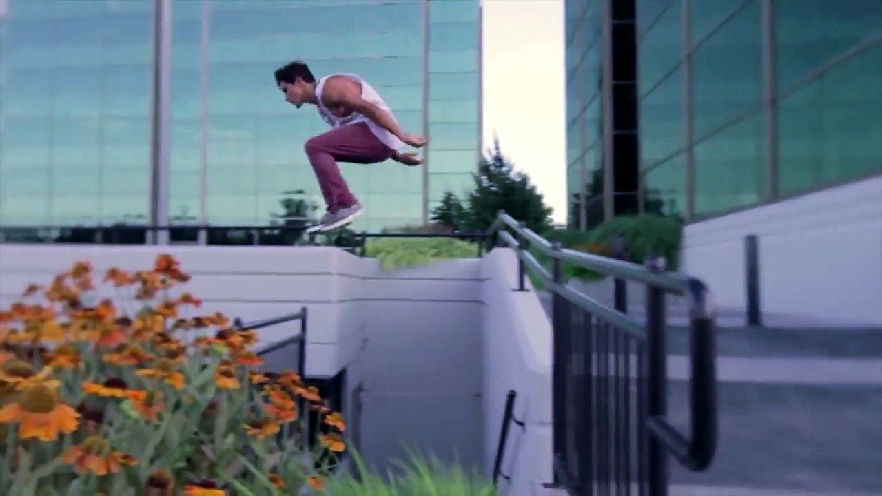 Tricking & Freerunning  PEOPLE ARE AWESOME 2016 HD