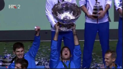 Le trophée de la Coupe Davis se casse en pleine cérémonie