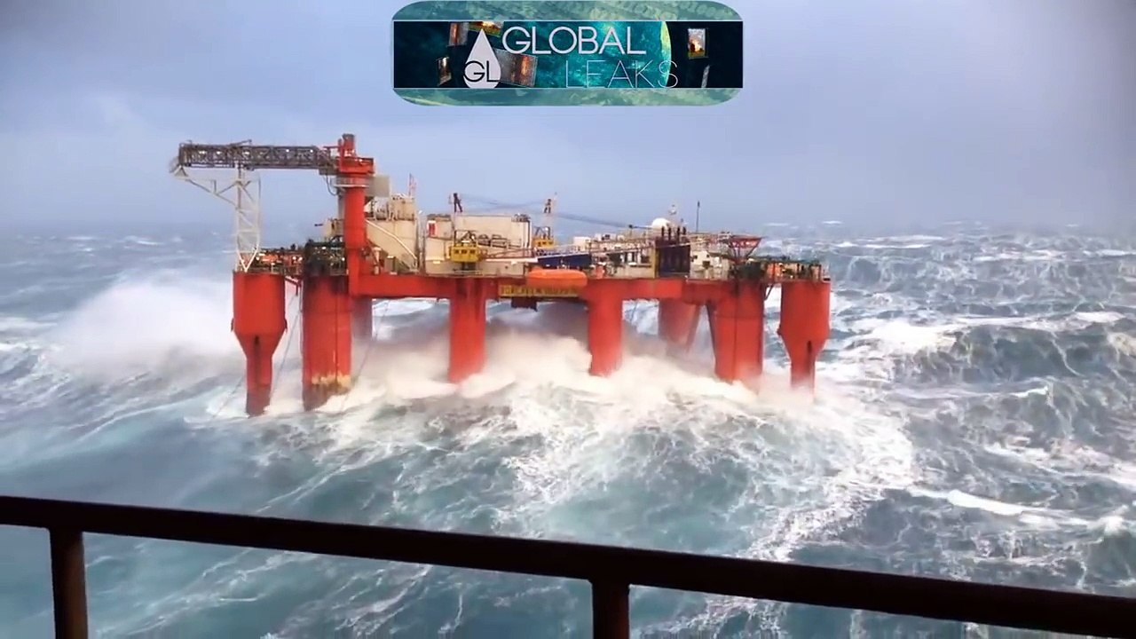 Massive Waves Hit Oil Rig