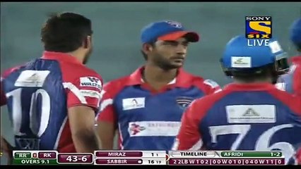 Excellent Catch By Shahid Afridi Shocked Everyone