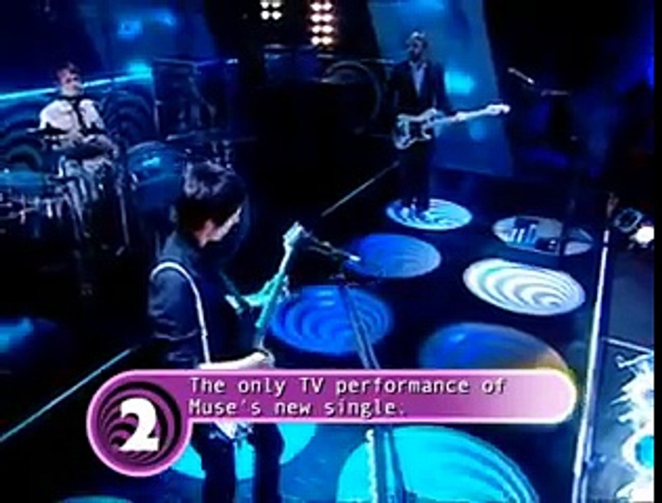 Muse - Invincible, Top of the Pops, 06/18/2006