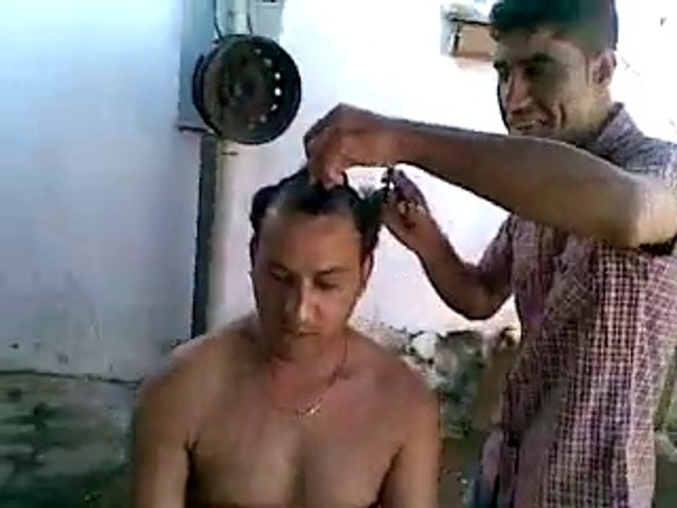 Dilawar Khan Pappo New Hair Style Abid Safi is the Master here