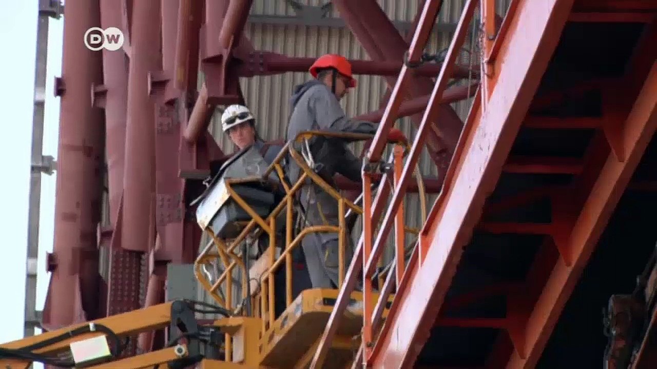 Tschernobyl-Ruine erstrahlt in neuem Kleid | DW Nachrichten