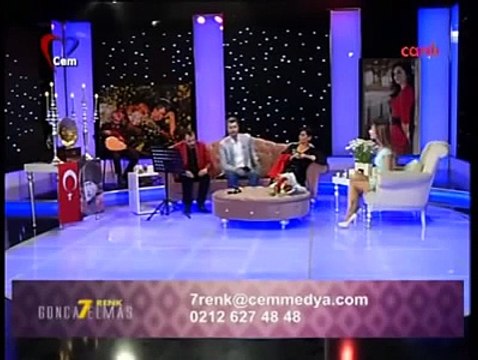 Gonca Elmas Bu Programda Ahmet kaya Şarkısı Ve Kürtçe söyletmem Dedi. Arpak Kardeşlerde Yayını Terk Etti