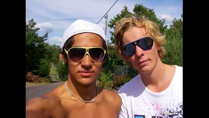 But first, let me take a selfie, every day for 7 years