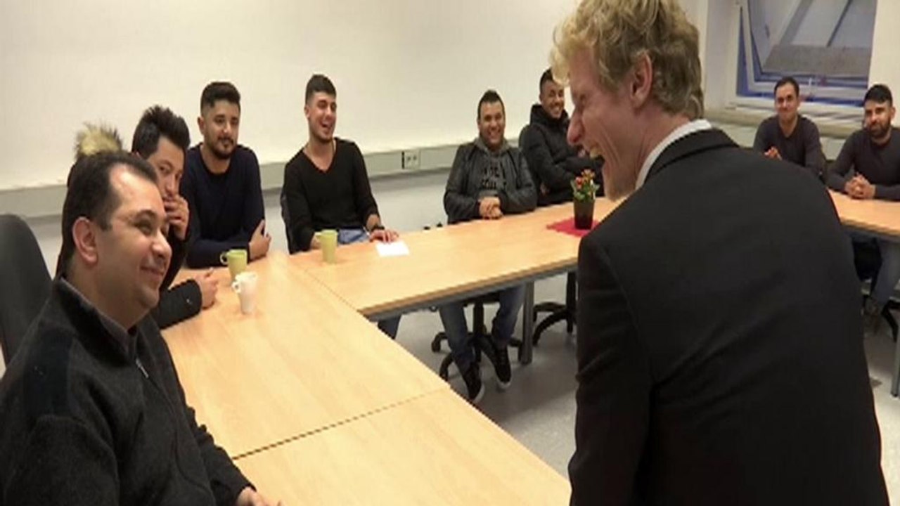 Deutsche Freundin für Flüchtlinge, die lieber eine Syrerin wollen