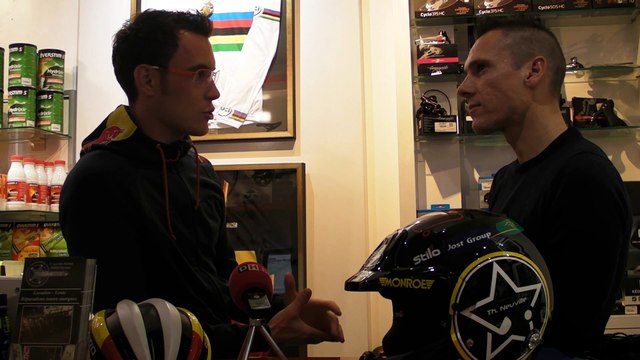 Thierry Neuville interroge Philippe Gilbert sur sa passion du cyclisme