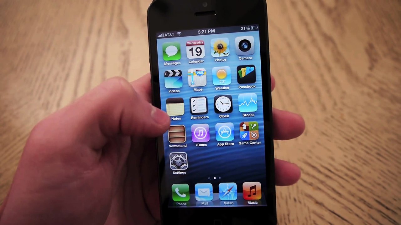 Apple iPhone 5 Giveaway! (International) Christmas Giveaway 2012!