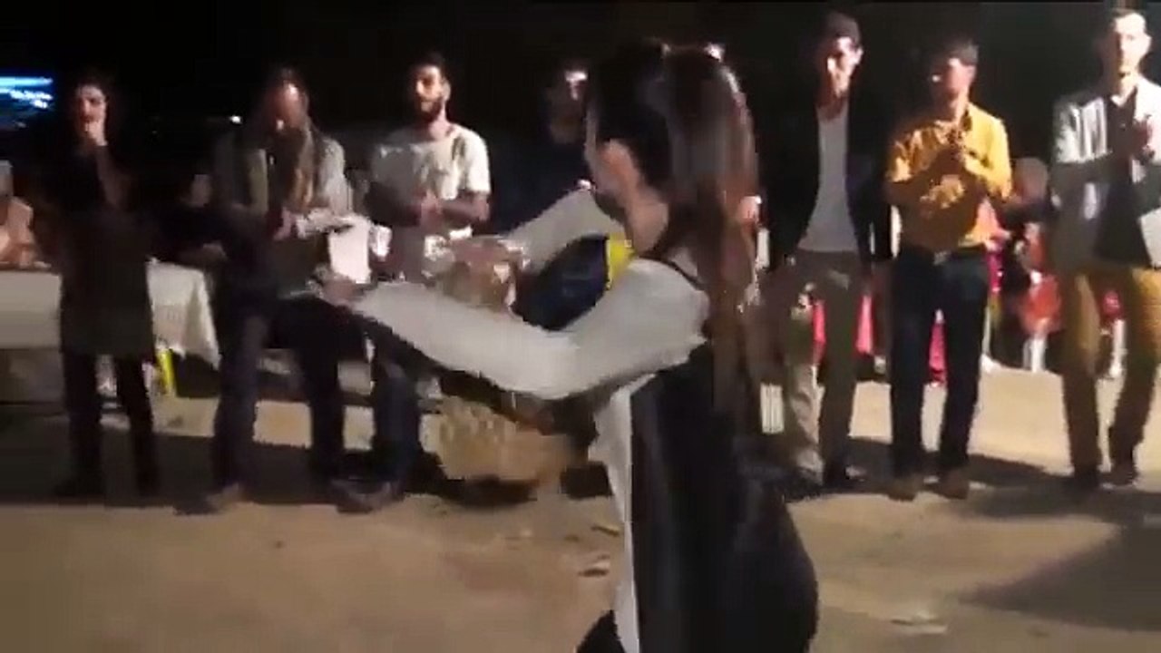 أفضل رقصة تركية l فتاة ترقص باحترافية Turkey Dance l