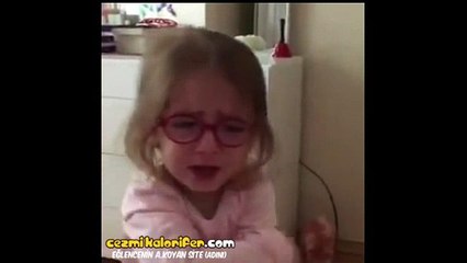 Büyümek İstemeyen Kızın Gözyaşlarına Boğulması