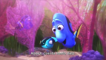 Buscando a Dory - Disney Clip  Dory Bebé  Subtitulado