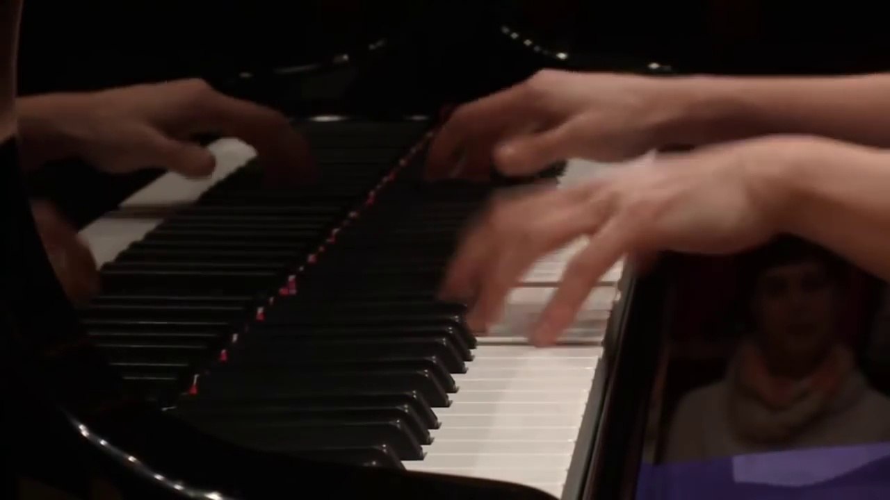 Marche turque de Mozart jouée en accéléré au Piano !