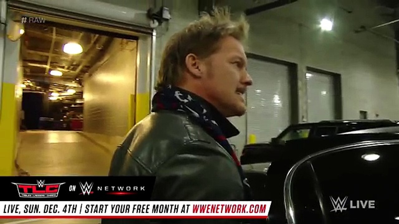 Seth Rollins ambushes Chris Jericho in the parking lot_ Raw, Nov. 28, 2016