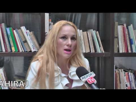 Report TV - Rreze Dielli, Ekspozita “Petal” sjell silueten e femres sipas penelit te Stela Tahiraj