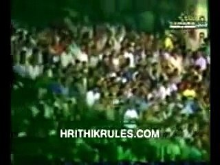 hrithik roshan playing cricket with sachin tendulkar and kapil dev
