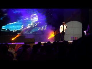 Hot Boy Kẹo Kéo Bùi Vĩnh Phúc Ủng Hộ Trẻ Em Khuyết Tật Mồ Côi