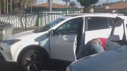 Bagarre et auto-tamponneuse sur un parking