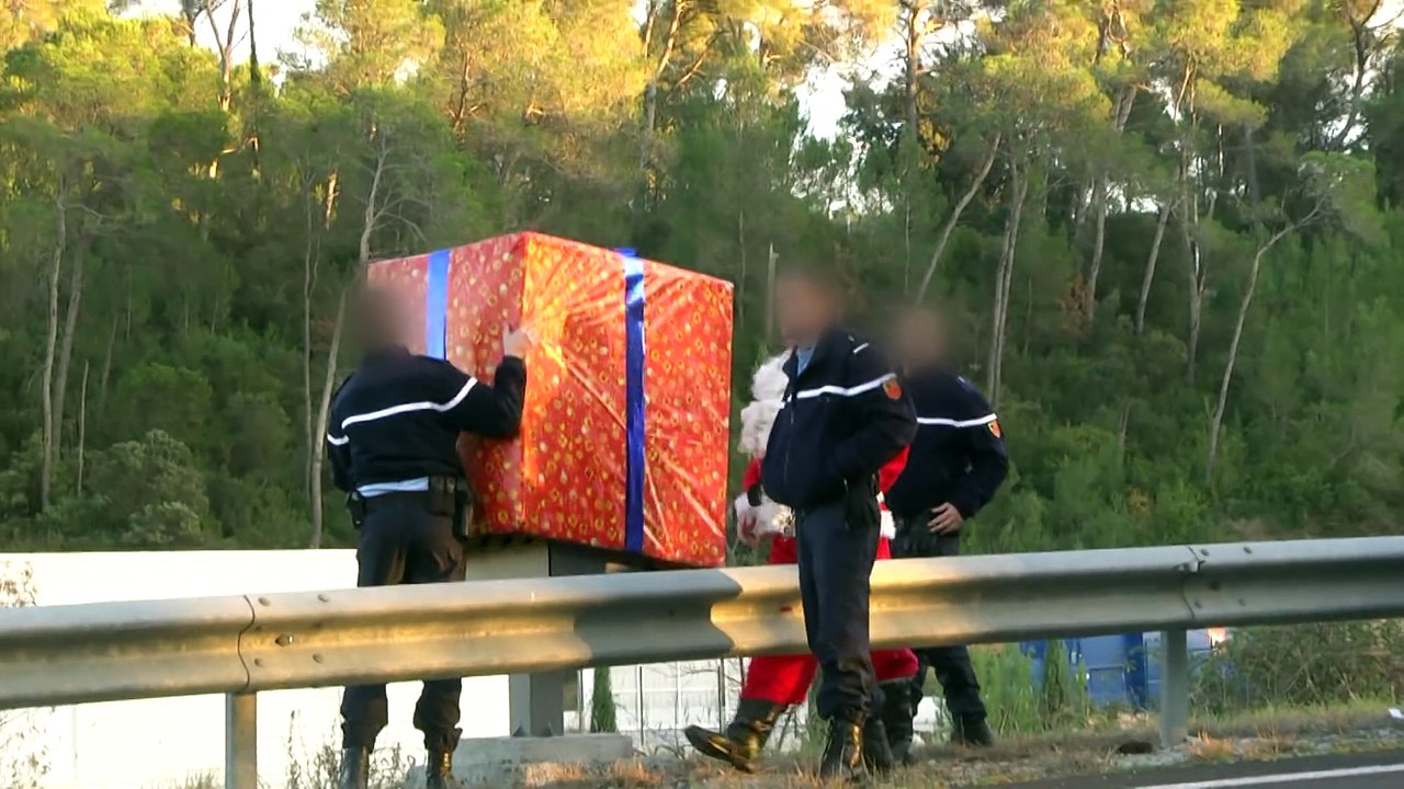 WESOŁYCH ŚWIĄT (REMI GAILLARD)