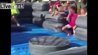 Funny video Kid Fails At Obstacle Course