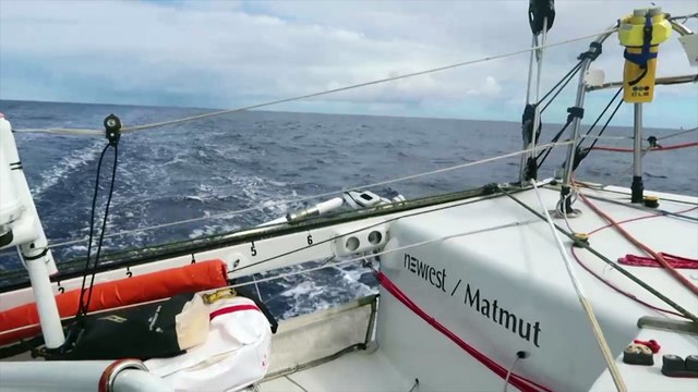 J24 : 2 concurrents à vue pour Fabrice Amedeo / Vendée Globe