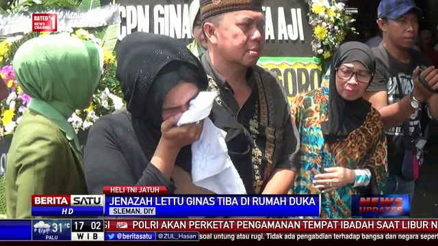 Isak Tangis Sambut Kedatangan Jenazah Lettu Ginas di Sleman