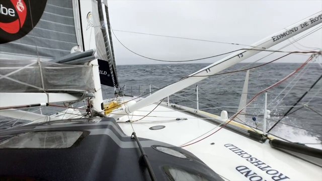 J24 : Une meilleure visibilité pour Sébastien Josse en route vers les Kerguelen / Vendée Globe