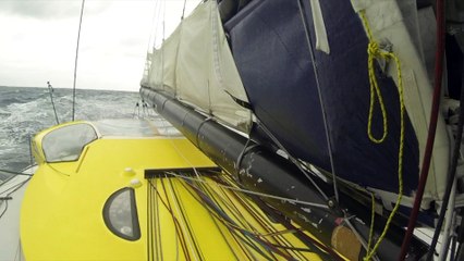 J24 : Manoeuvre compliquée mais réussie pour Thomas Ruyant / Vendée Globe