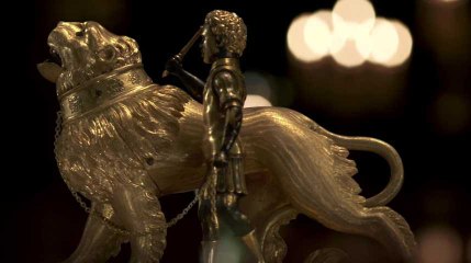 Des automates du XVIe siècle exposés à la galerie J. Kugel, à Paris