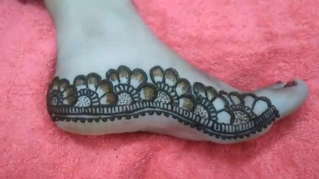 Beautiful Foot Mehndi Design 2016 _ Leg Henna Simple and Easy for Eid _ Teej - Naush Artistica