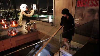 Selena Gomez - Hands To Myself (Behind The Scenes) (1)