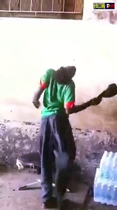 Rubber Man very funny video
