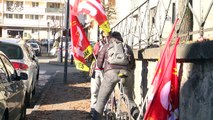 Hautes-Alpes : Les syndicats se sont mobilisés autour de la préfecture pour que l'Etat n'oublie pas leurs revendications