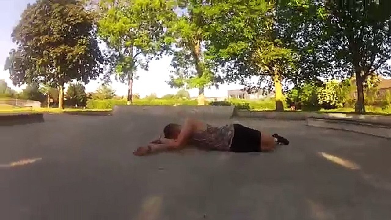 Painful Skateboarding Fail