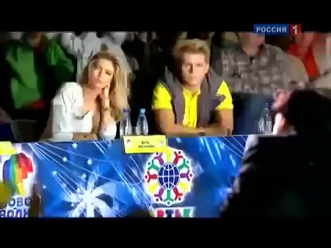 От её голоса и исполнения мурашки по телу... Она - чудо