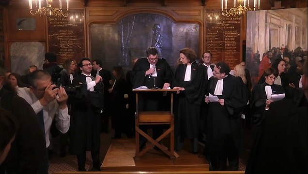 Prix innovation L’Incubateur du Barreau de Paris​ catégorie #nonavocat le lauréat est Votre Bien Dévoué​ Charlotte Hugon​ Julia Katlama​ 17 participants, 6 359 votes, 1 944 voix pour @VBDévoué