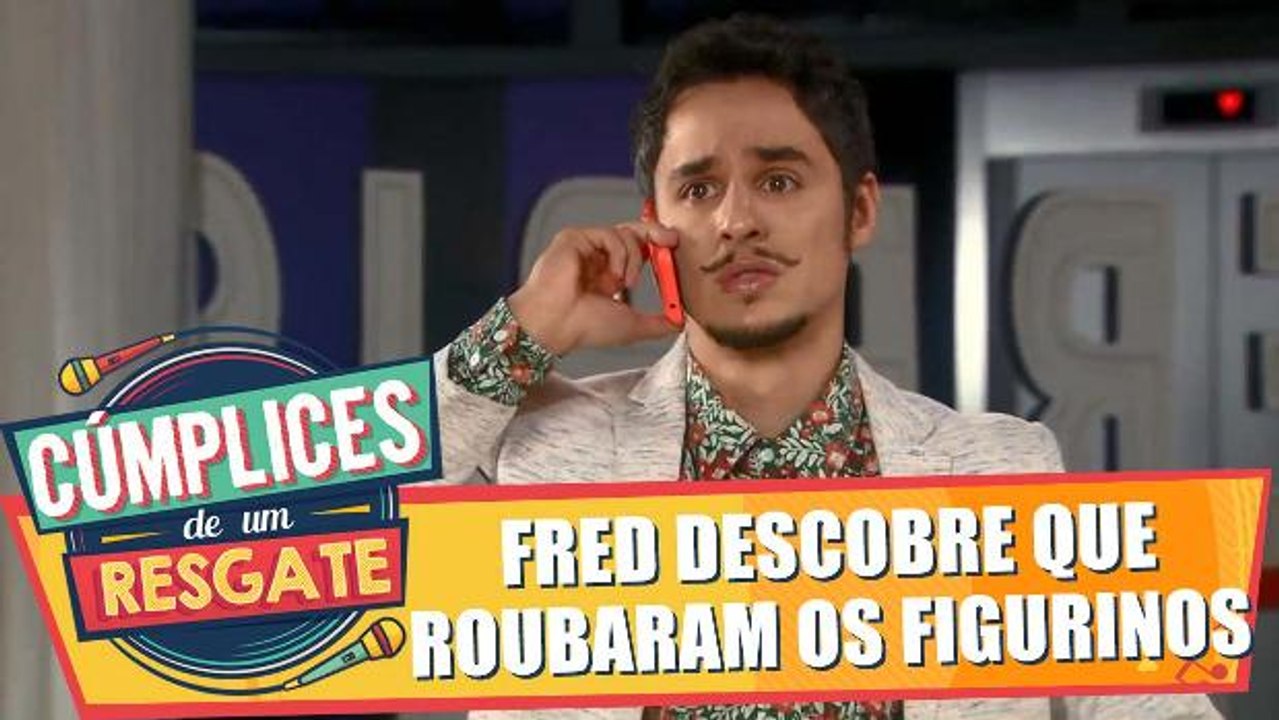 Fred descobre que os figurinos foram roubados