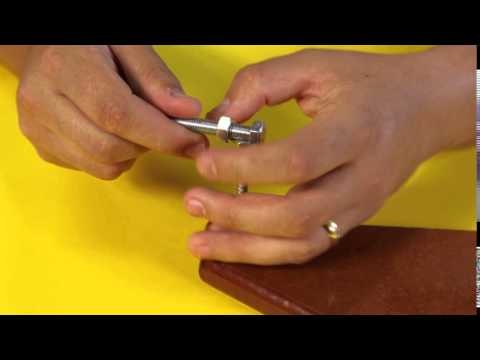 Fika Dika - Como tirar um parafuso com outro parafuso