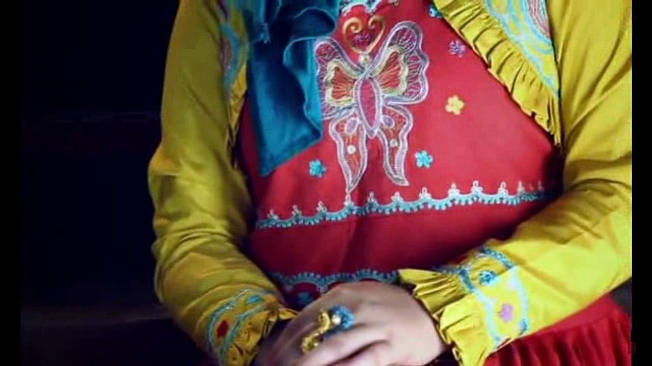 Klip Islami - Novi Ayla - Dekatkan Surga-Mu