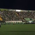 Mulher de Boeck filma o adeus dos adeptos às vítimas da Chapecoense