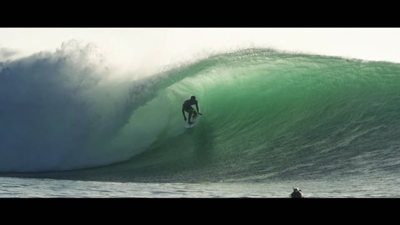 Rip Curl Padang Cup 2016 | Catching up with Garut Widiarta | Skuff TV Surf
