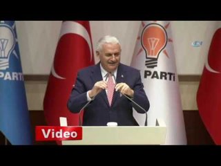 Binali Yıldırım ilk konuşmasına fıkrayla başladı