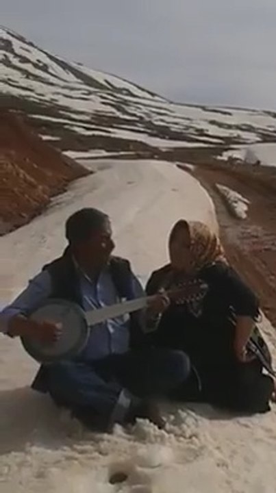 Sevemedim Karagözlüm bu kadar güzel söylenir ancak