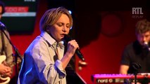Il me dit que je suis belle (Live) - Patricia Kaas dans le Grand Studio RTL