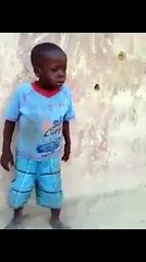 ce goss danse trop bien sur le son sidiki diabater mashallah