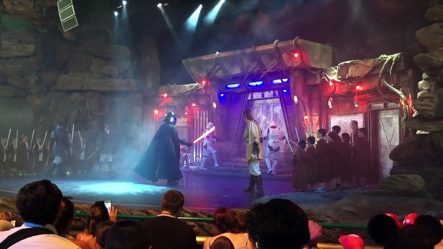 Star Wars Jedi Training Academy Disneyland