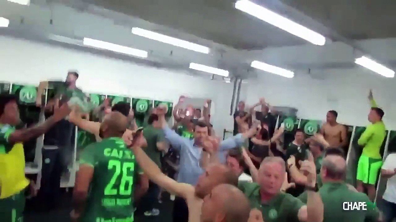 Quand les joueurs de Chapecoense fêtaient leur qualification en finale de la Copa Sudamericana 4 jours avant le crash